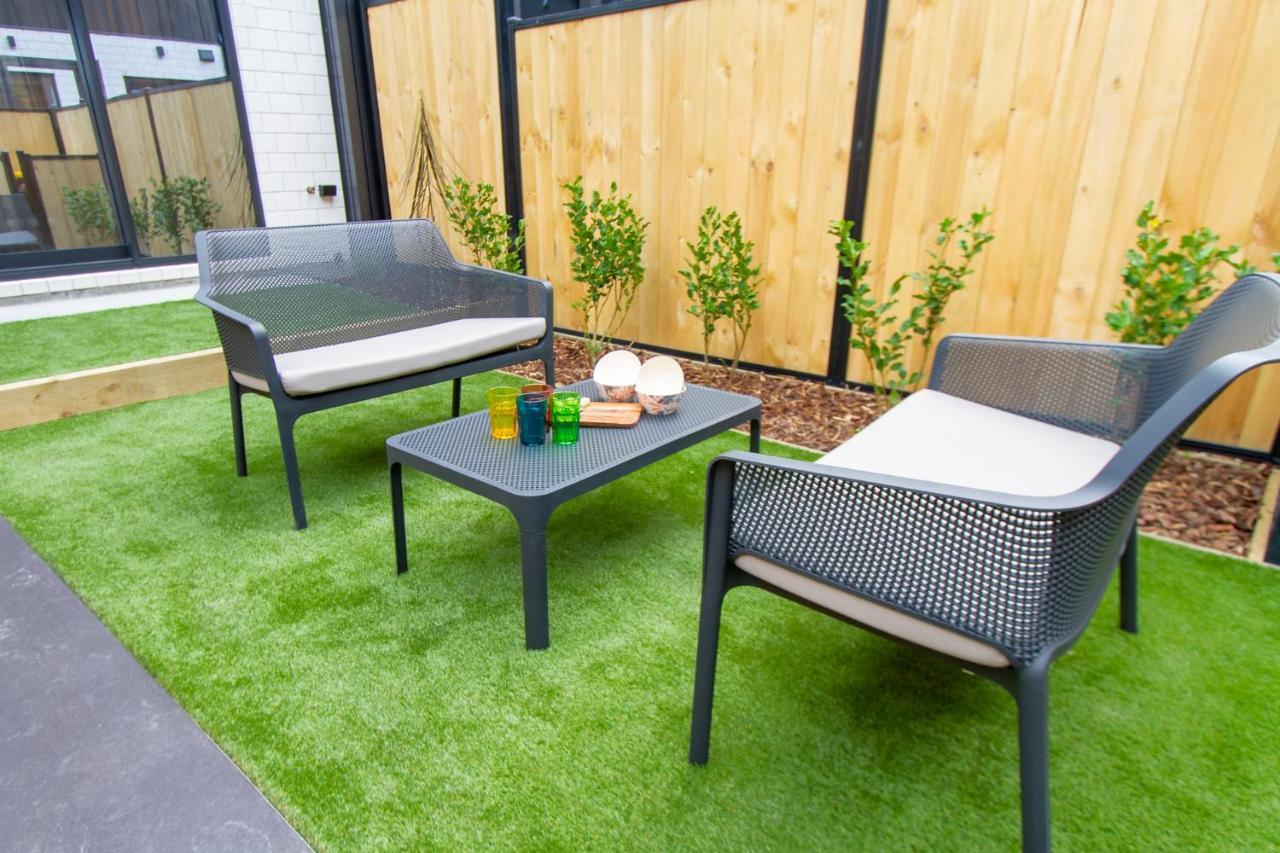 Stylish 2-Bedroom Haven Next To Hagley Park Christchurch Exteriör bild