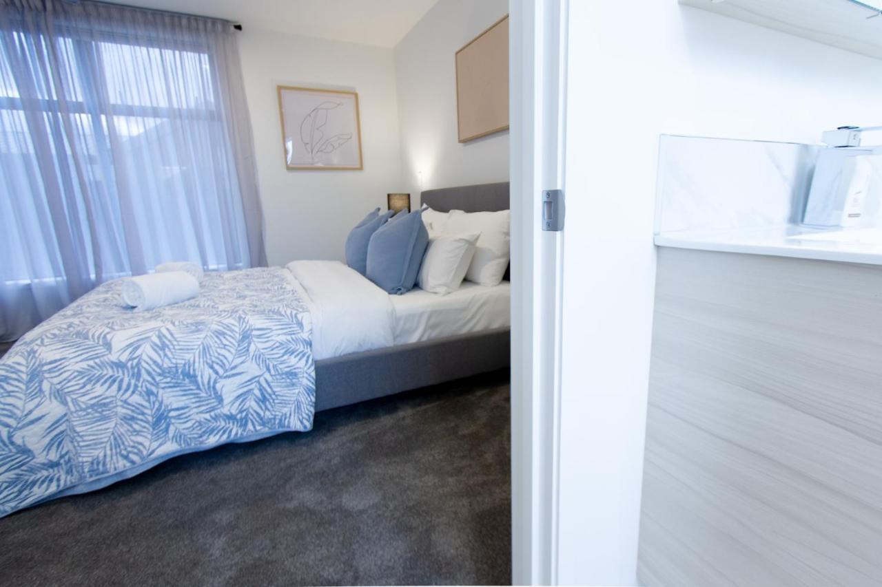 Stylish 2-Bedroom Haven Next To Hagley Park Christchurch Exteriör bild
